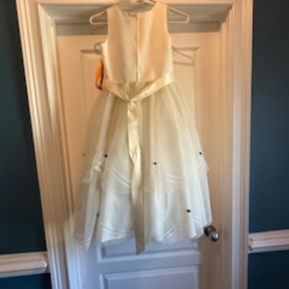 off white flower girl dress - Picture 2 of 4